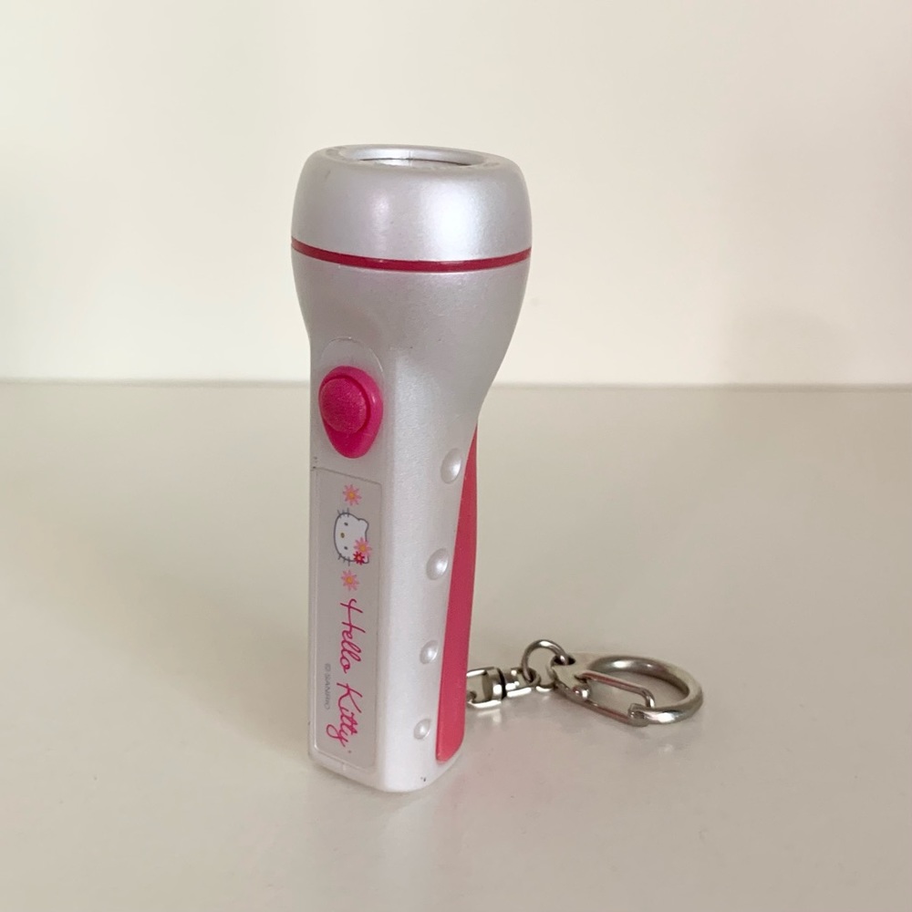 Y2k hello kitty mini flashlight keychain